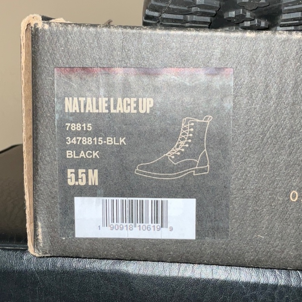 Frye Natalie Women's Black Leather Lace-Up Combat Boots - Picture 3 of 11